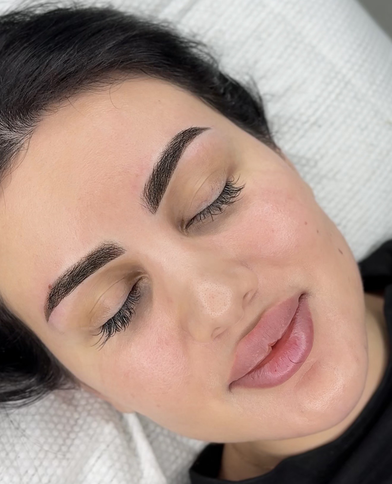 Powder brows immediately after appointment